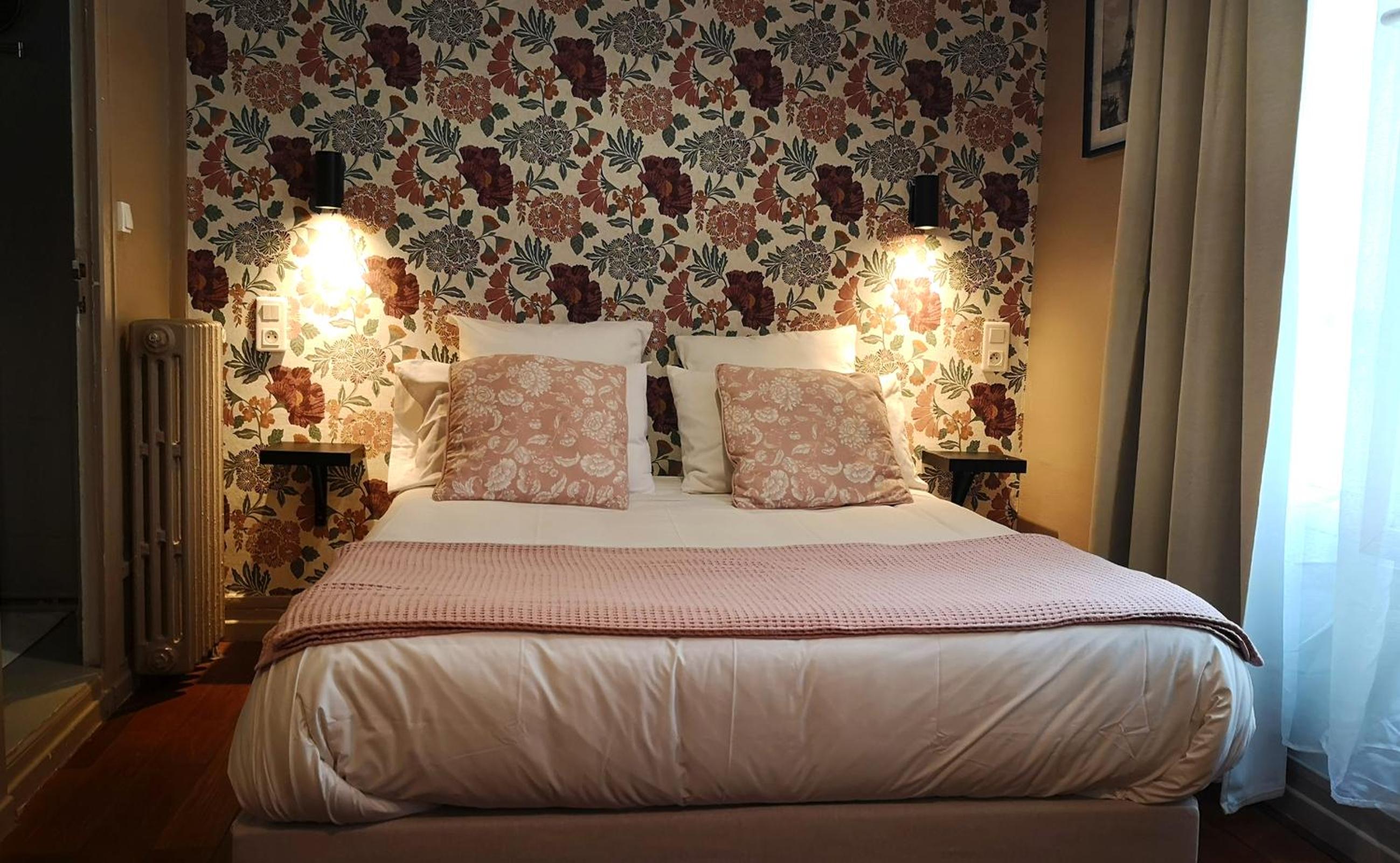 Room, Double Bed, HOTEL HIPPODROME 2/10