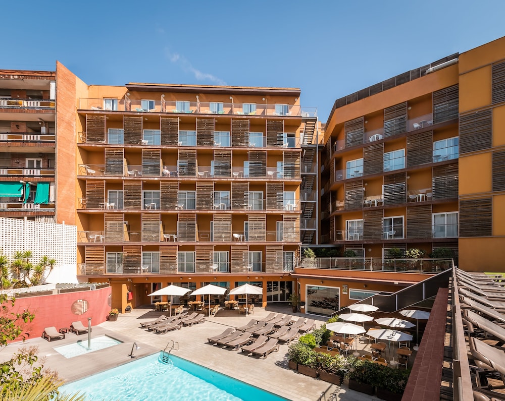 Alegria Plaza Paris 3/50