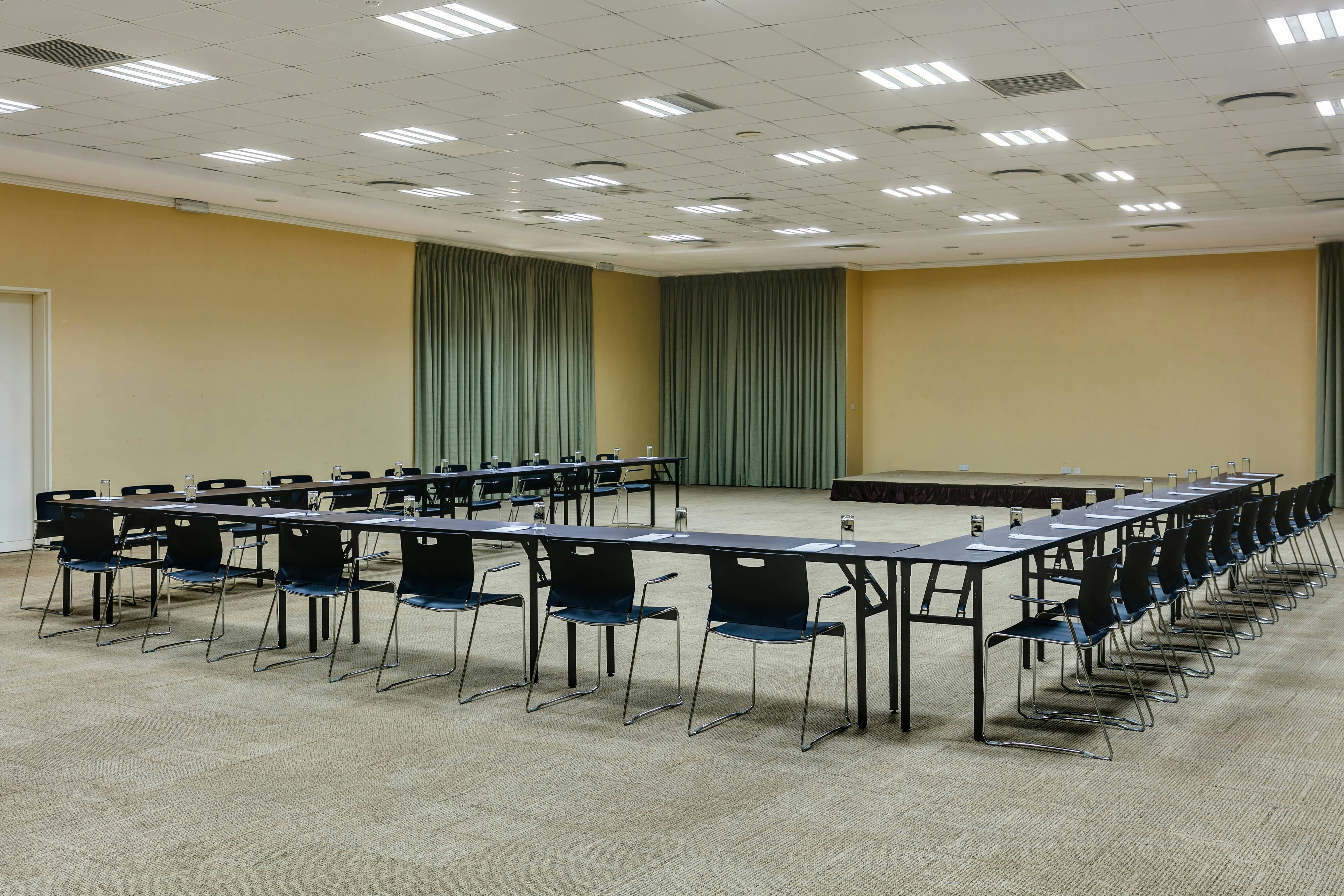 Protea Hotel Benin City Select Emotan 15/21