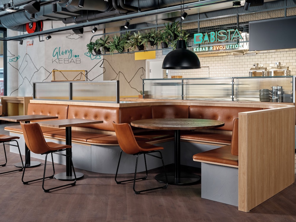 restaurant cafeteria