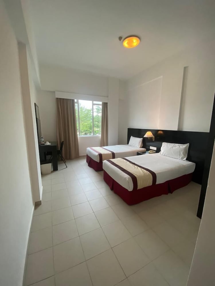 Swan Garden Hotel 17/63