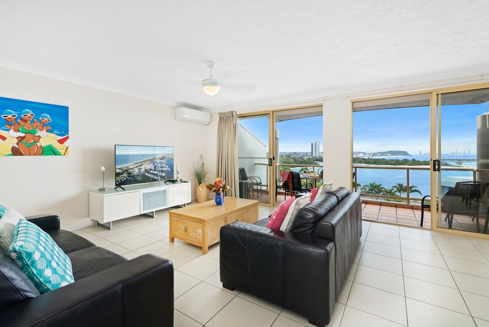 LITTLE COVE CURRUMBIN 50/70