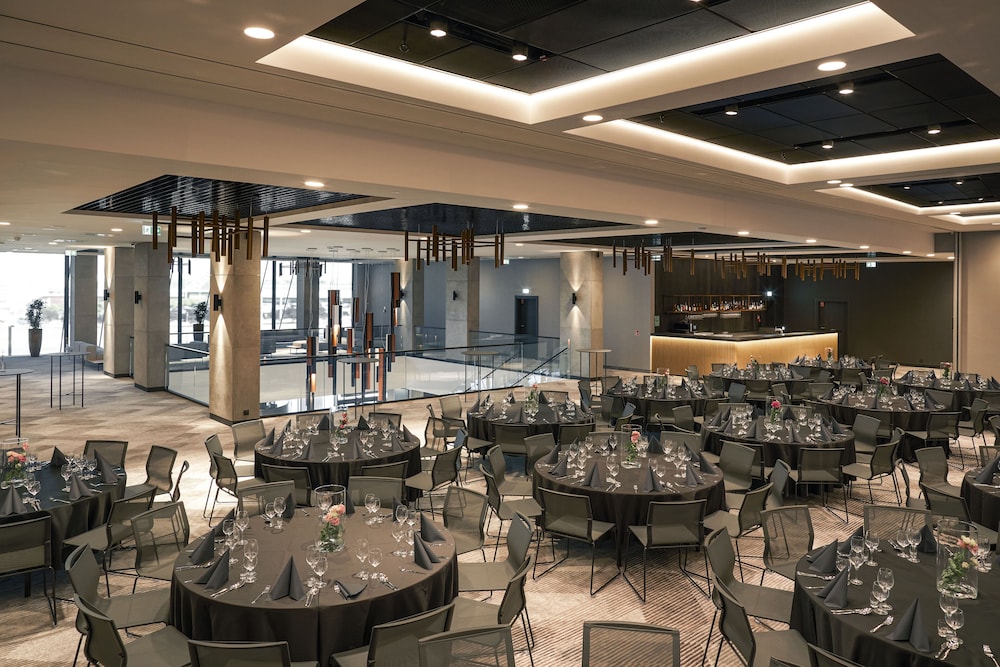 Q Hotel Plus Wroclaw Bielany 35/50