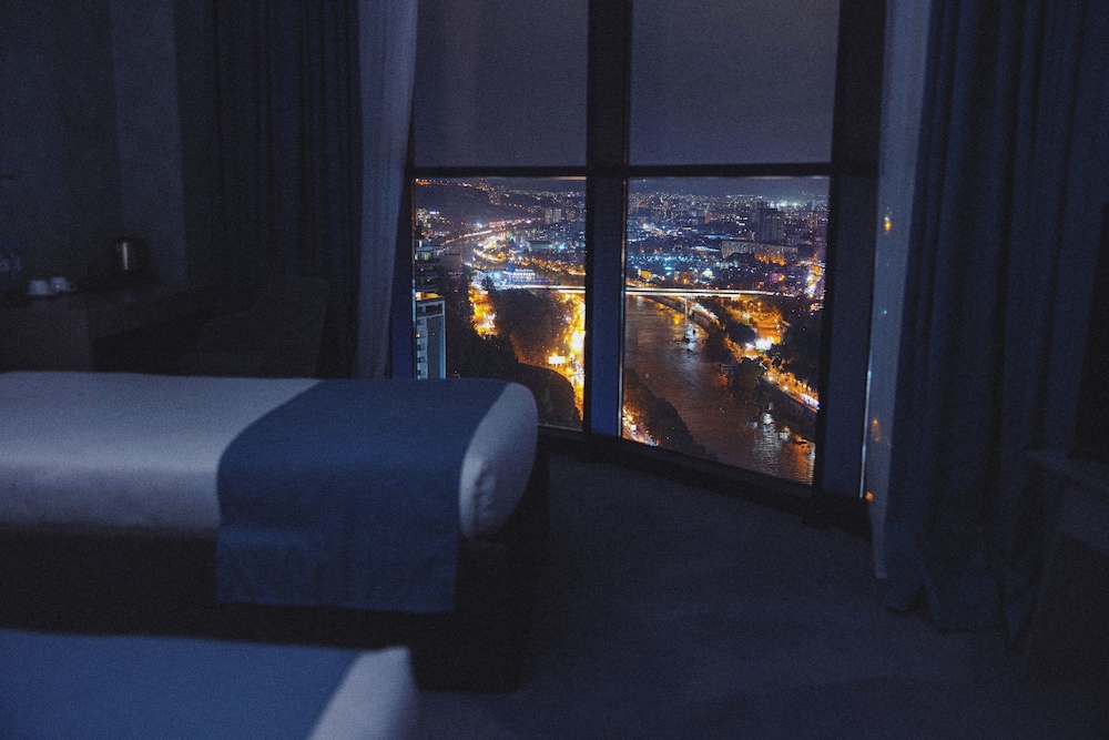 Meta Business Hotel 33/50