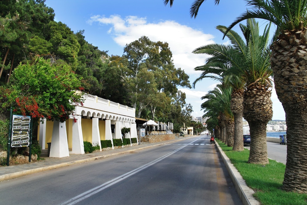 Grand Hotel Loutraki 36/48