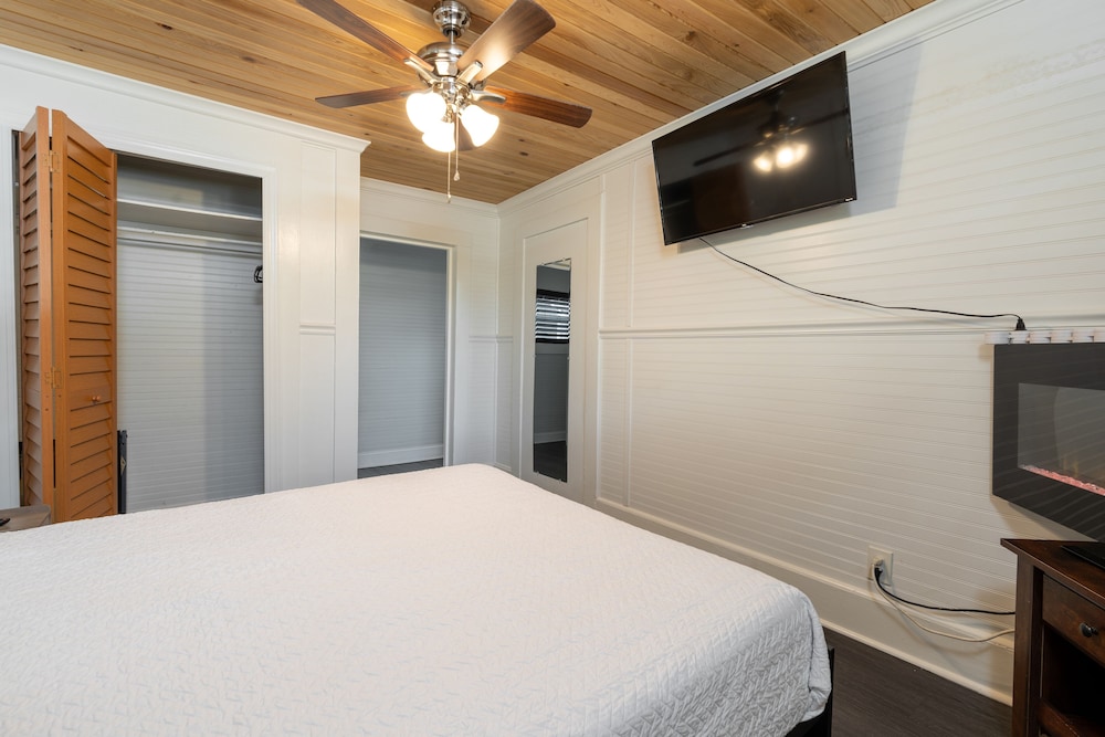 Tree House, Suite, 2 Queen Beds