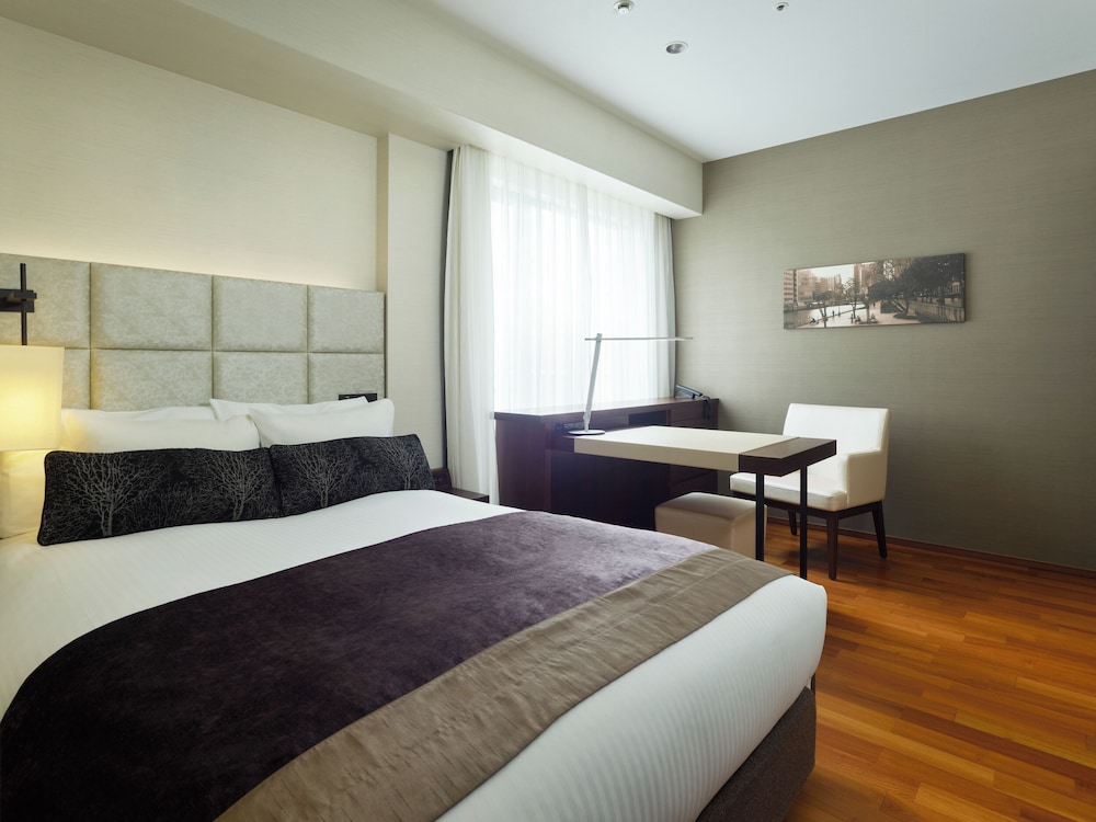 SUPERIOR, DOUBLE BED, LOUNGE ACCESS