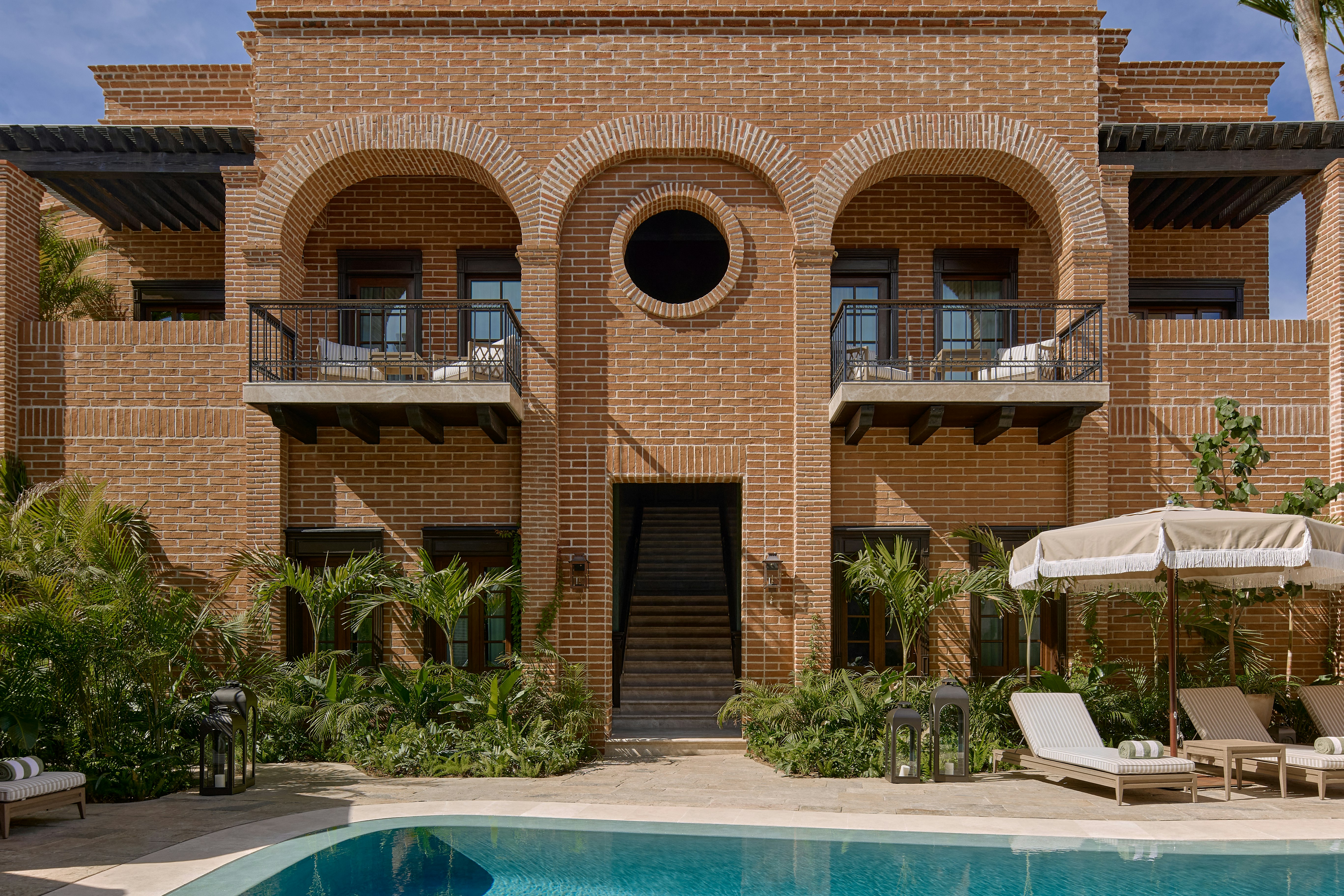 The Todos Santos Inn 76/83
