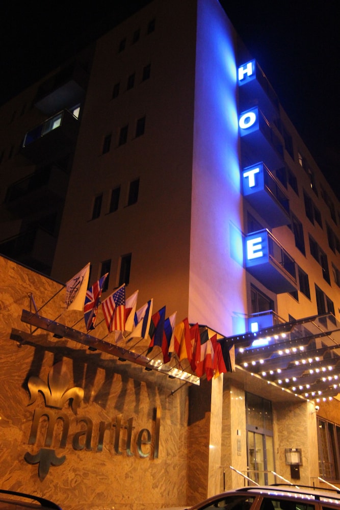 HOTEL MARTTEL 58/62