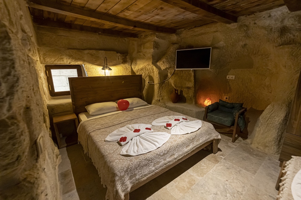 Feris Cave Hotel 7/50
