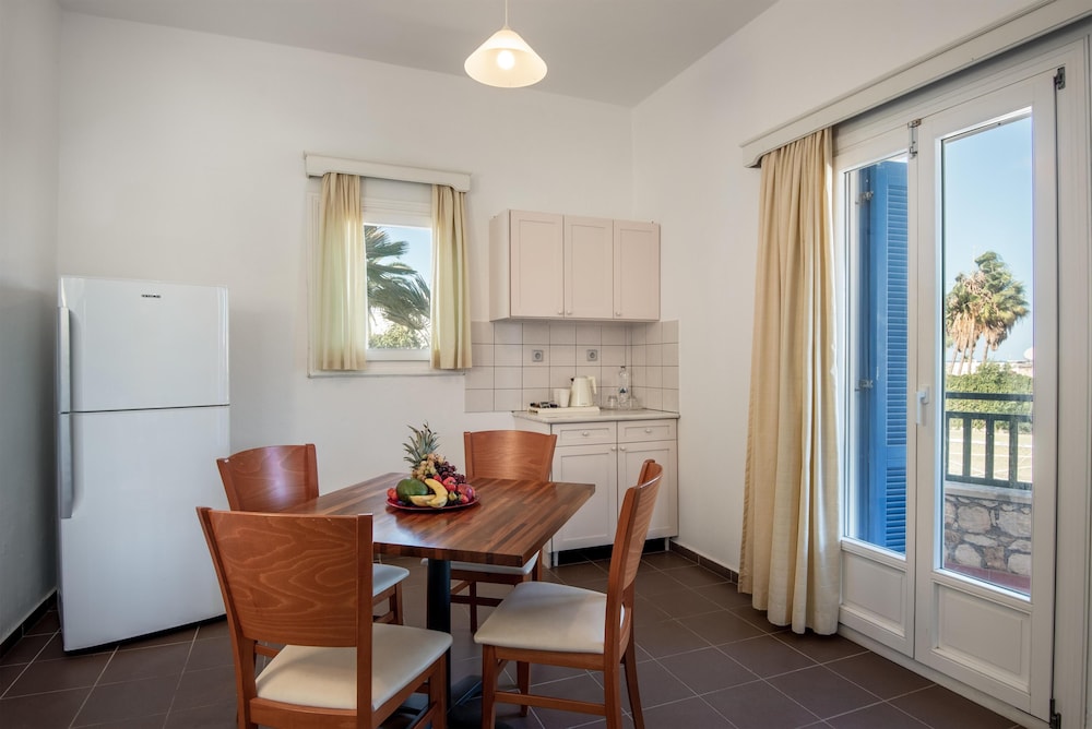 Annabelle Beach Resort 65/87