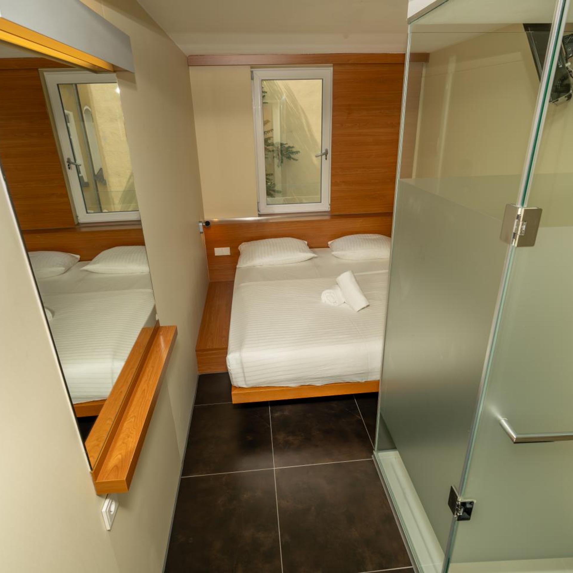 Hotel Dusseldorfer Hof 45/48