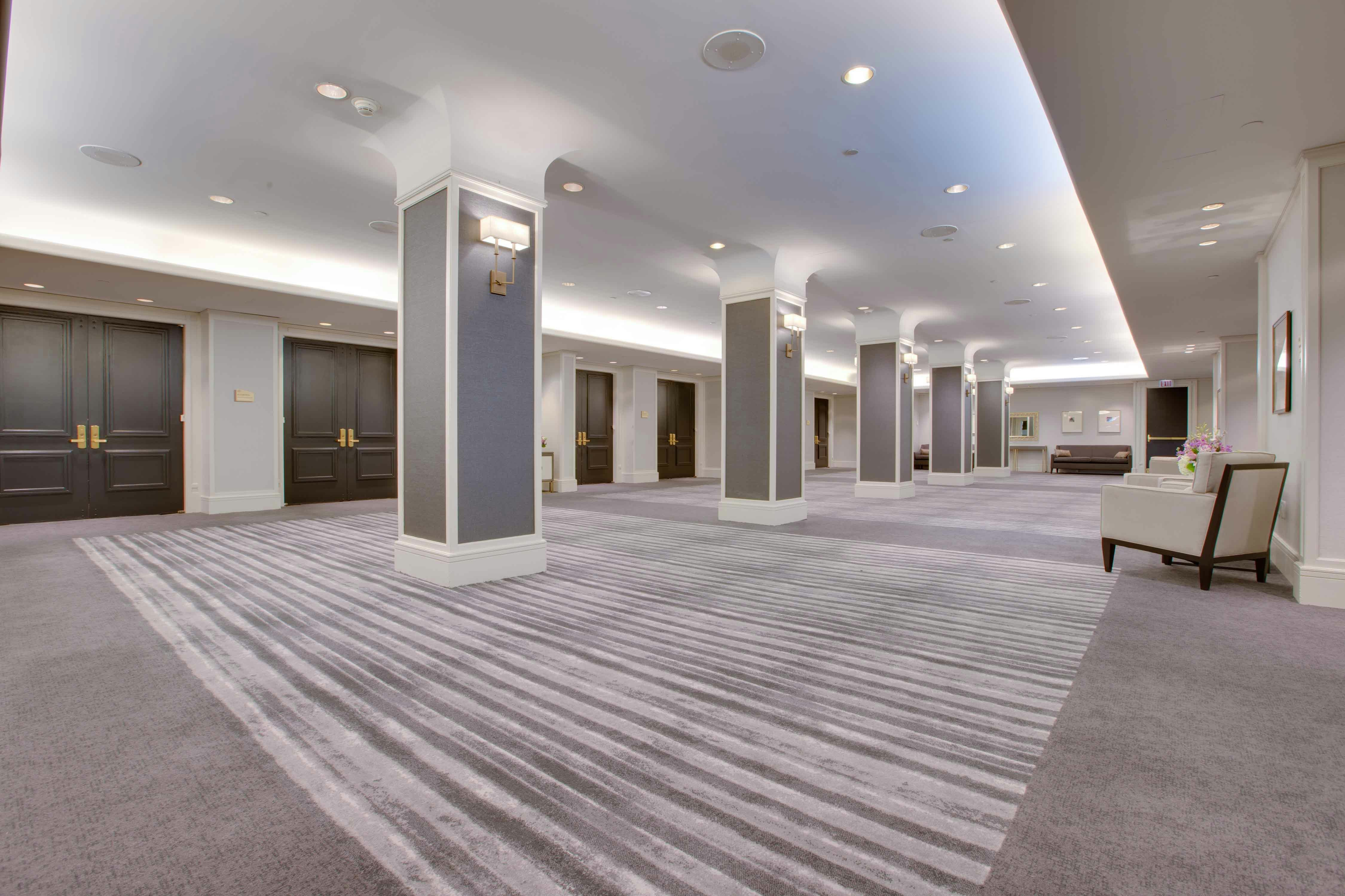 Hilton Newark Airport 58/59