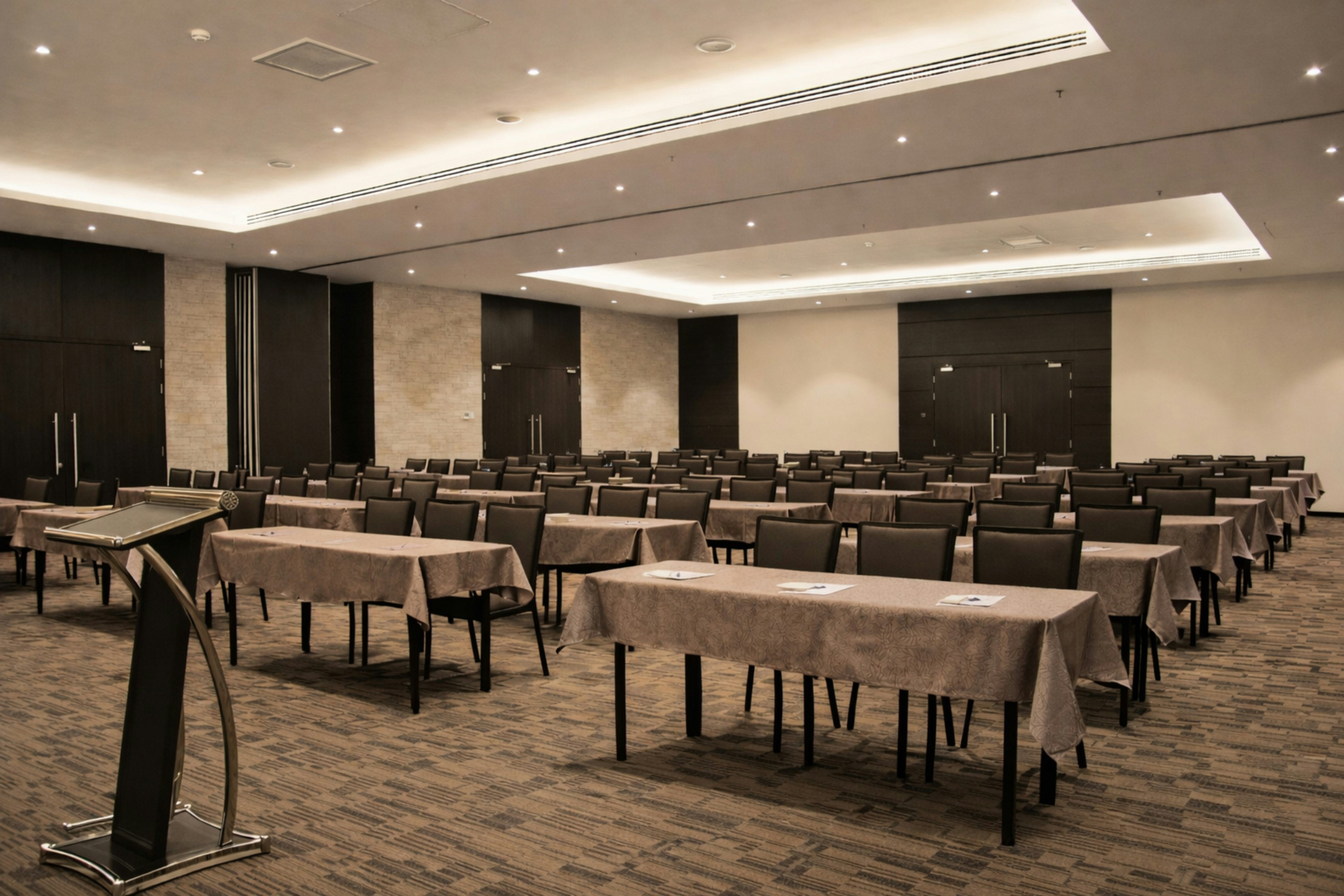 Doubletree By Hilton Nairobi Hurlingham 21/25
