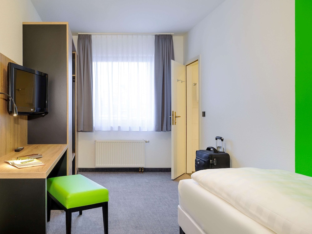Ibis Styles Halle 32/66