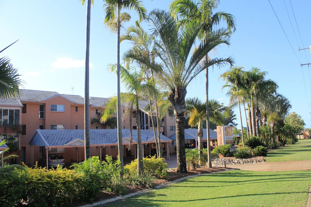 Rainbow Sands Resort 1/29