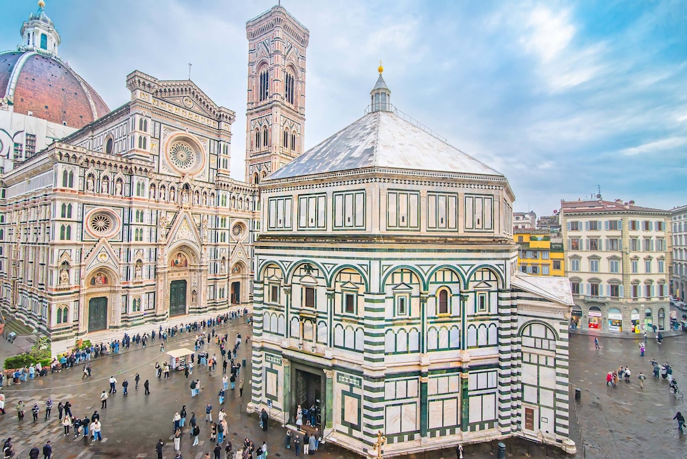 Duomo View 6/69