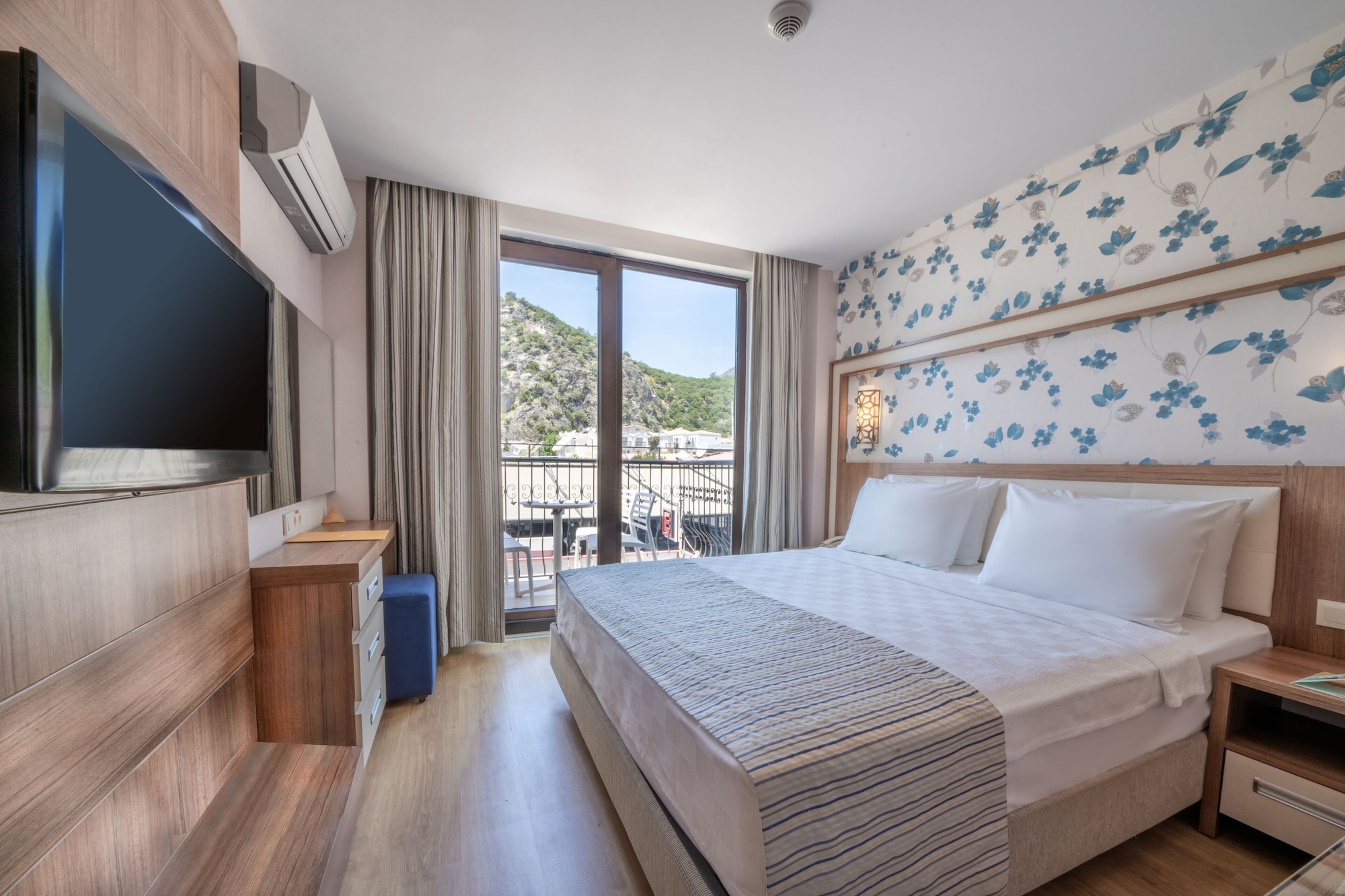 Superior Single Room