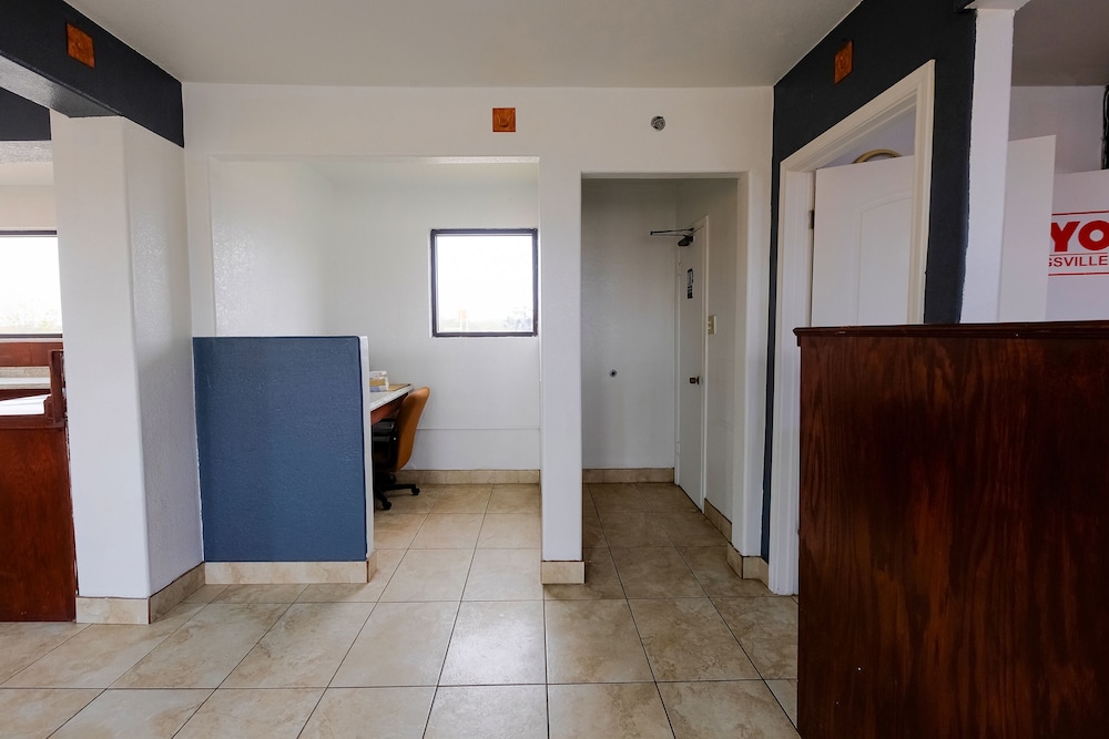 OYO Hotel Kingsville - Hwy 77 12/51
