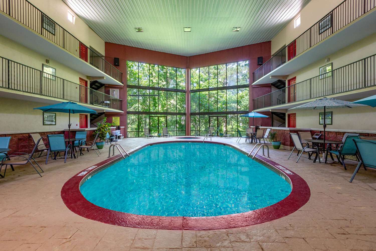 Hotel Eureka Springs 15/18