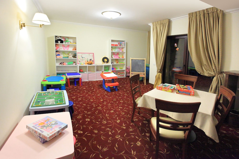 HOTEL BOUTIQUE BELVEDERE SINAIA 55/60
