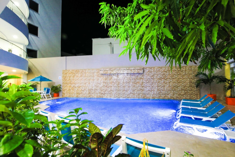 Portobelo Plaza de las Americas 59/66