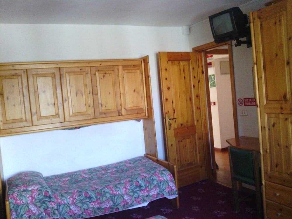 Hotel Savoia 14/57