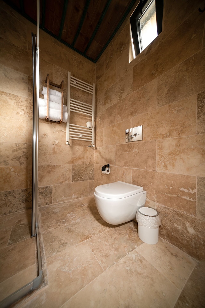 Serene Premium Stone House 44/50