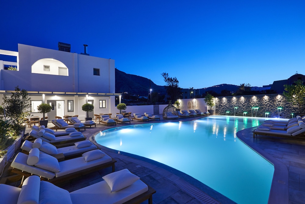 Amara Suites Santorini 43/50