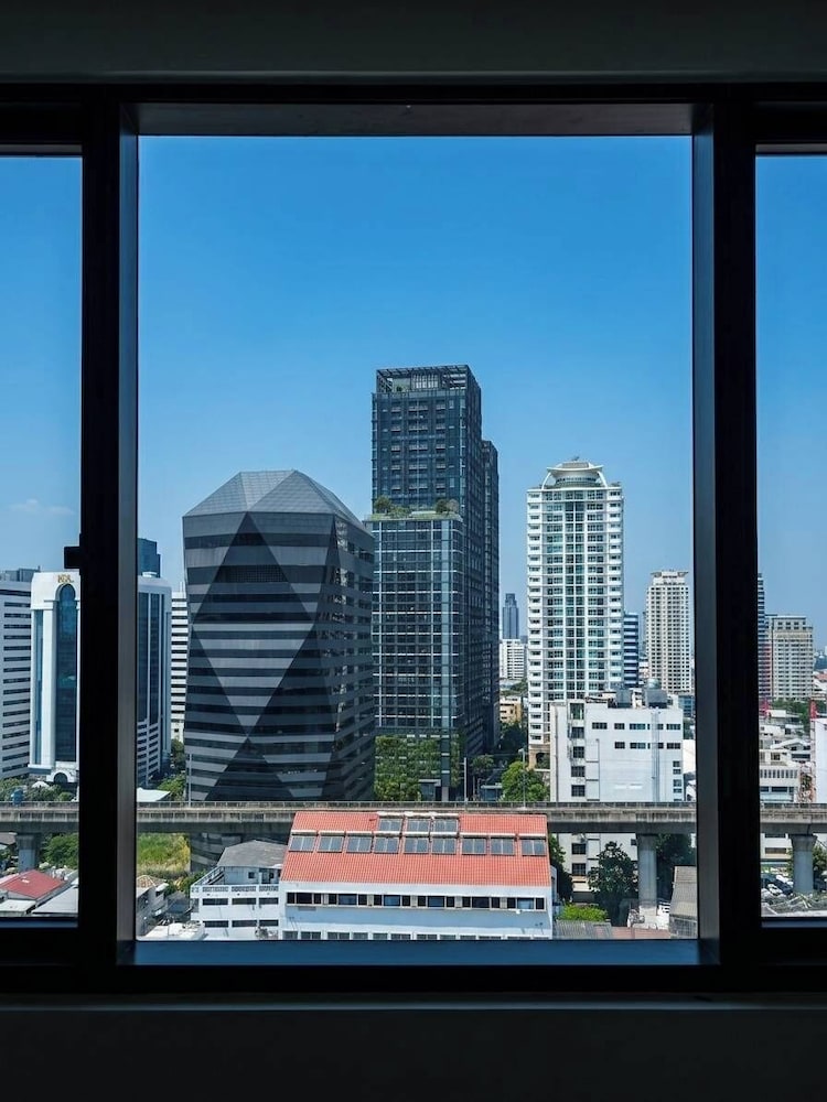 Furamaxclusive Pratunam Park Hotel 49/54