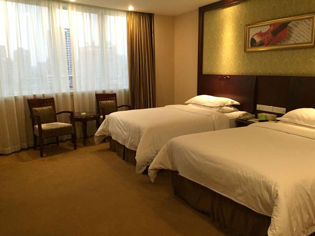 Vienna International Hotel (Changsha West Bus Station) 15/26