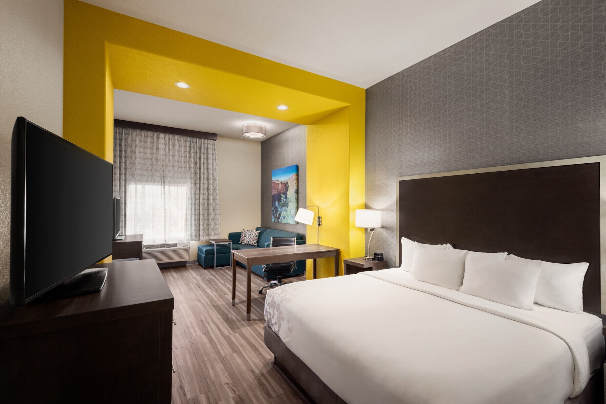Room at LA QUINTA INN AND SUITES BY WYNDHAM CLOVIS CA, CLOVIS - CA