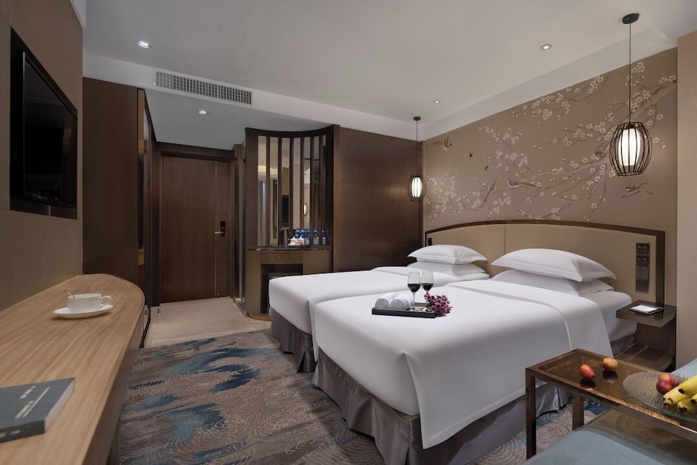 Kaiserdom Hotel Huayue 35/50