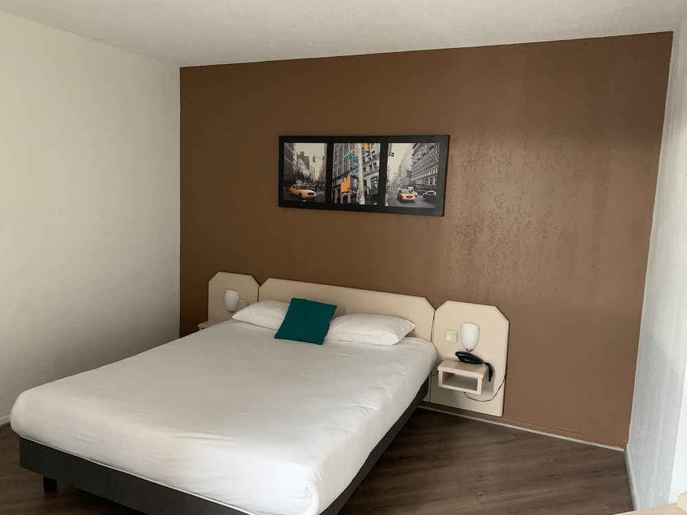STANDARD, DOUBLE BED