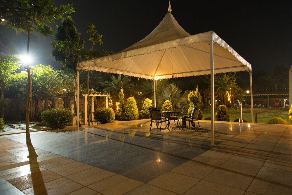 Meridian Bay Resort and Spa Kundapur 18/53