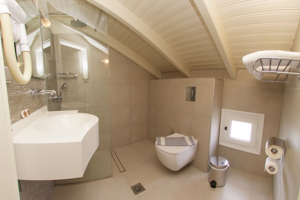 Dafnoudi Hotel Apartments 42/44