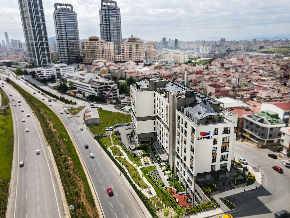 Antwell Suites 2/55