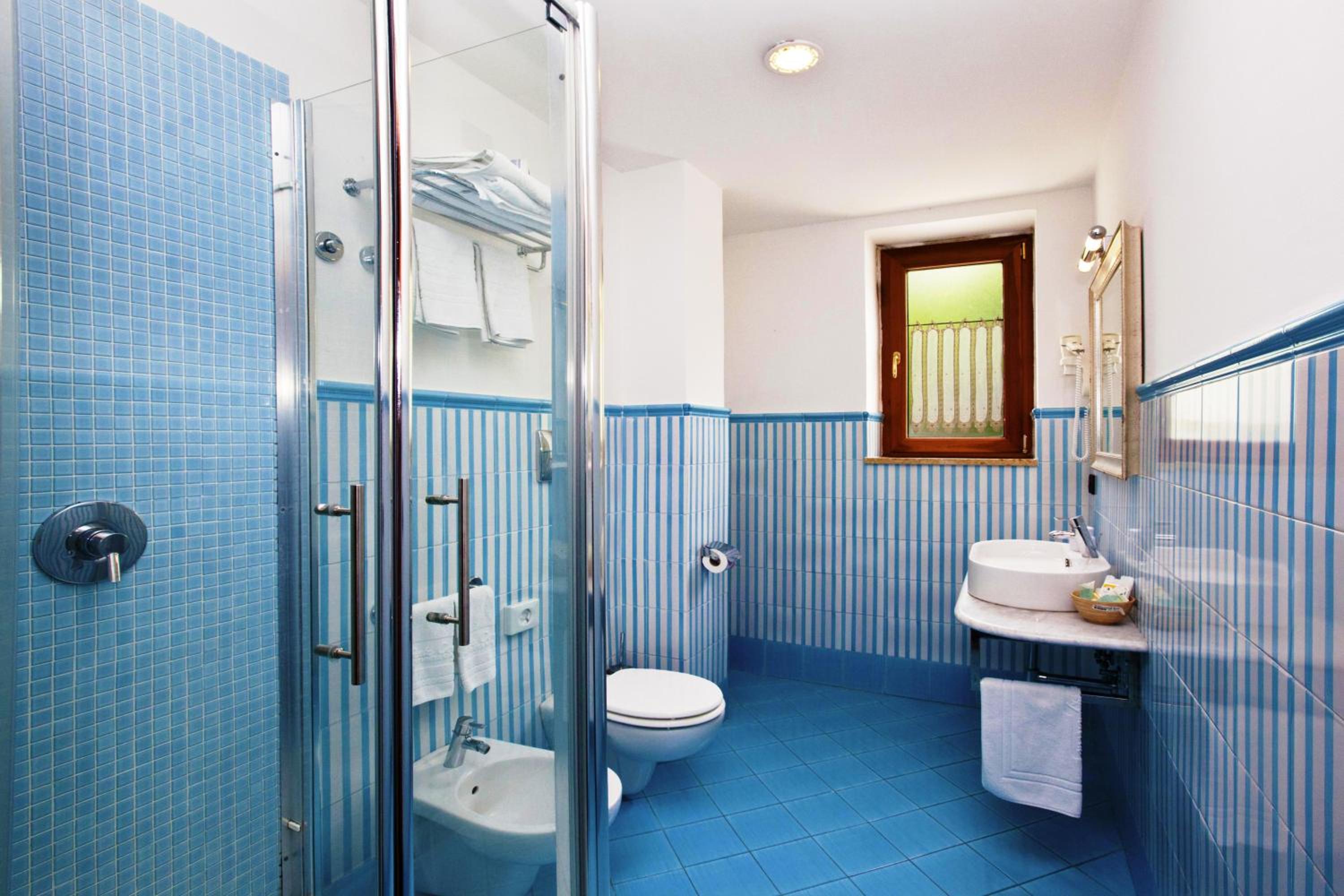 غرفة بسرير مزدوج أو سريرين منفصلين، Punta Campanella Resort And Spa 4/4