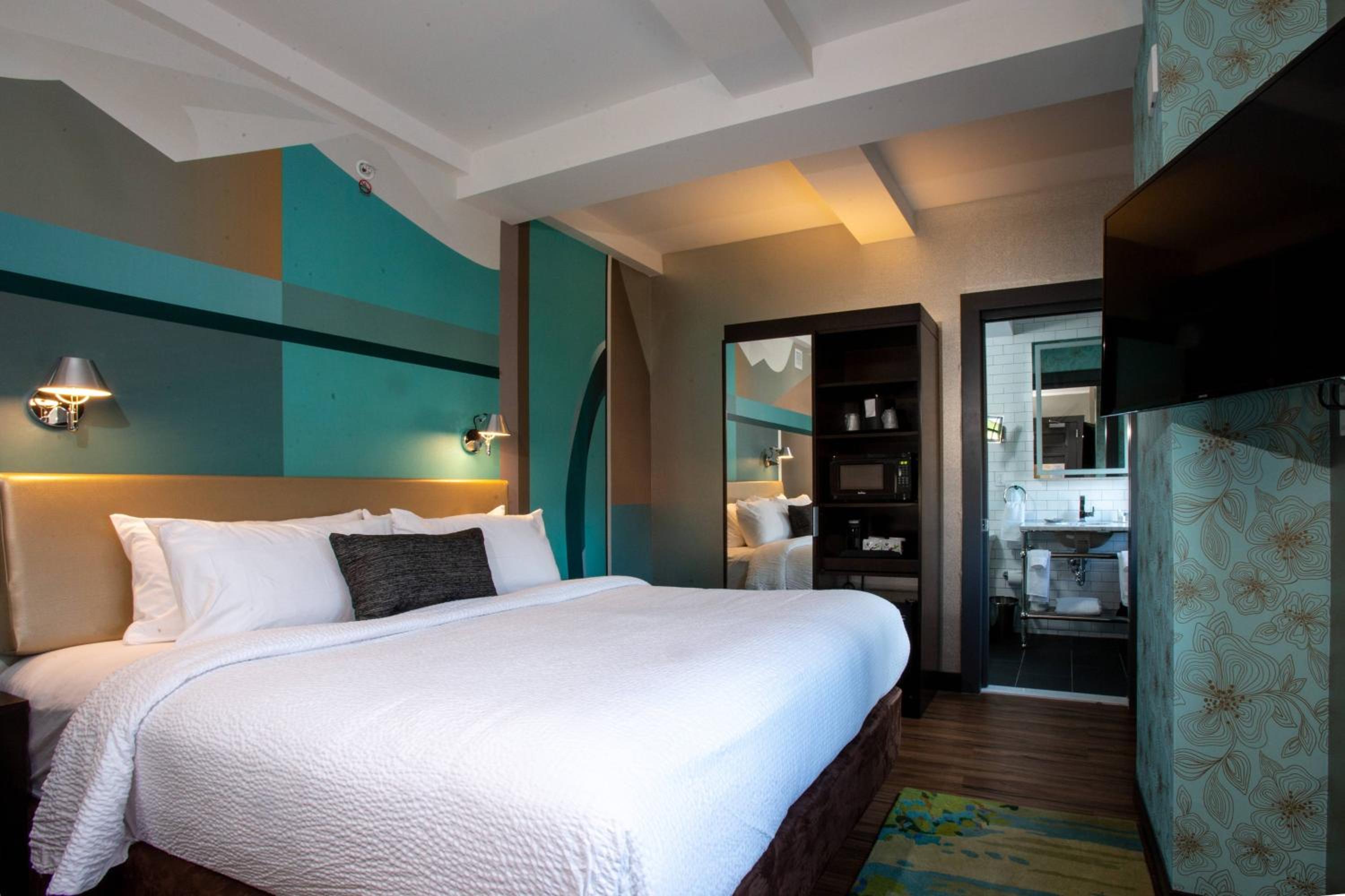 Room at Fairfield Inn Suites By Marriott Philadelphia Downtown Center City, PHILADELPHIA - PA