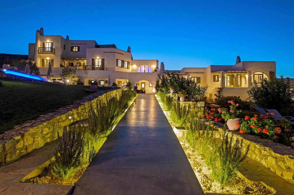 Naoussa Hills Boutique Resort- Adults Only (13+) 64/76