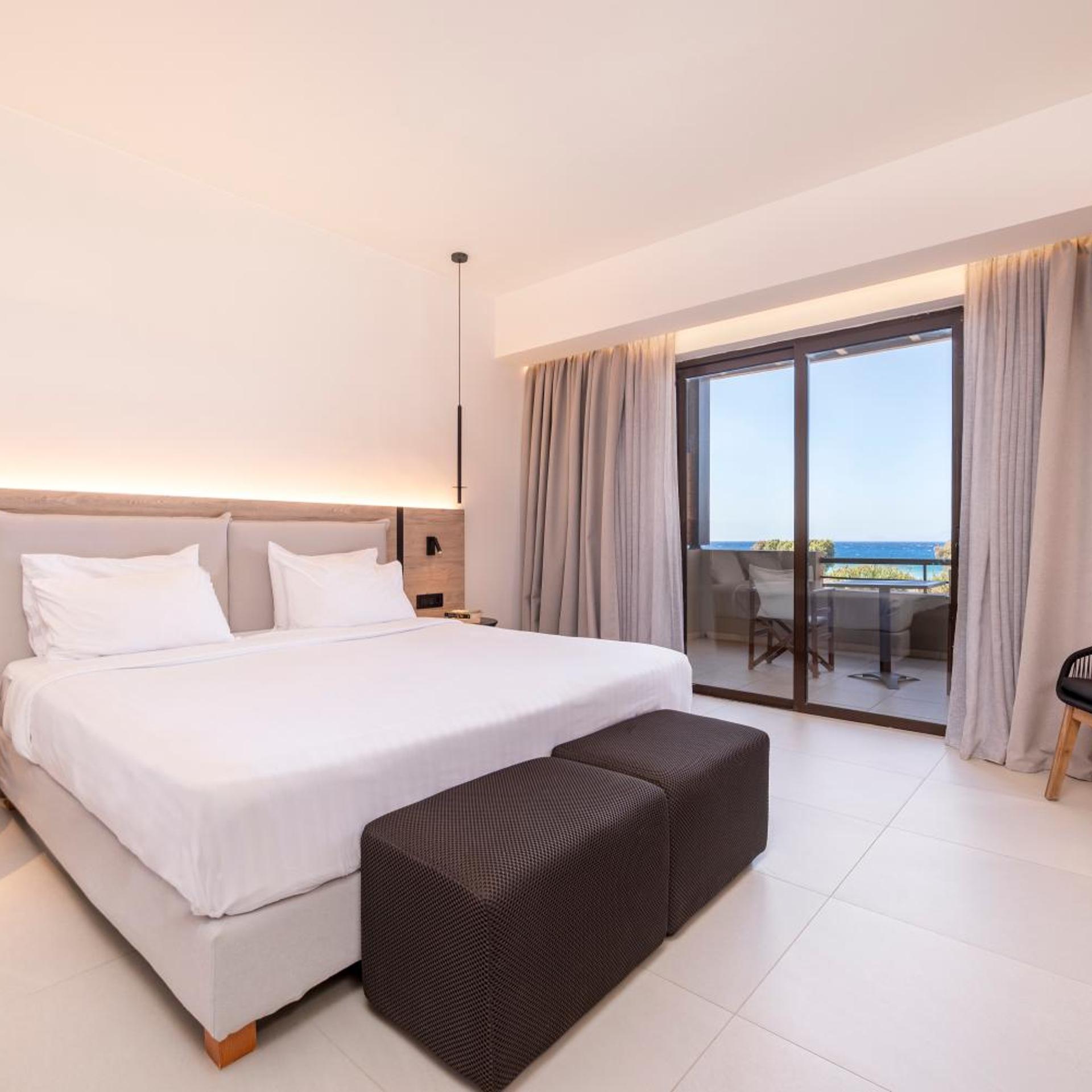 1 BEDROOM, SUITE, SEA VIEW