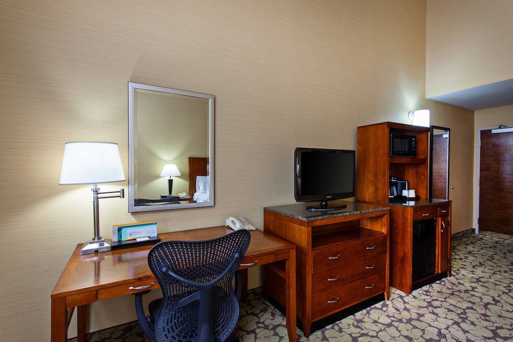 Hilton Garden Inn Valencia Six Flags 40/52