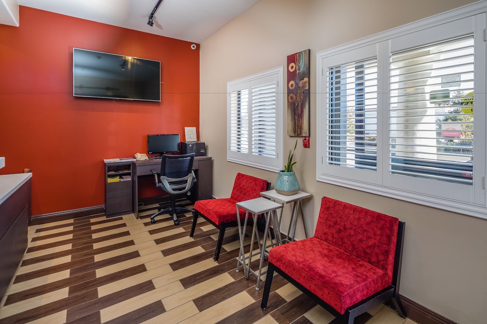 Hotel Skye San Bruno 48/64