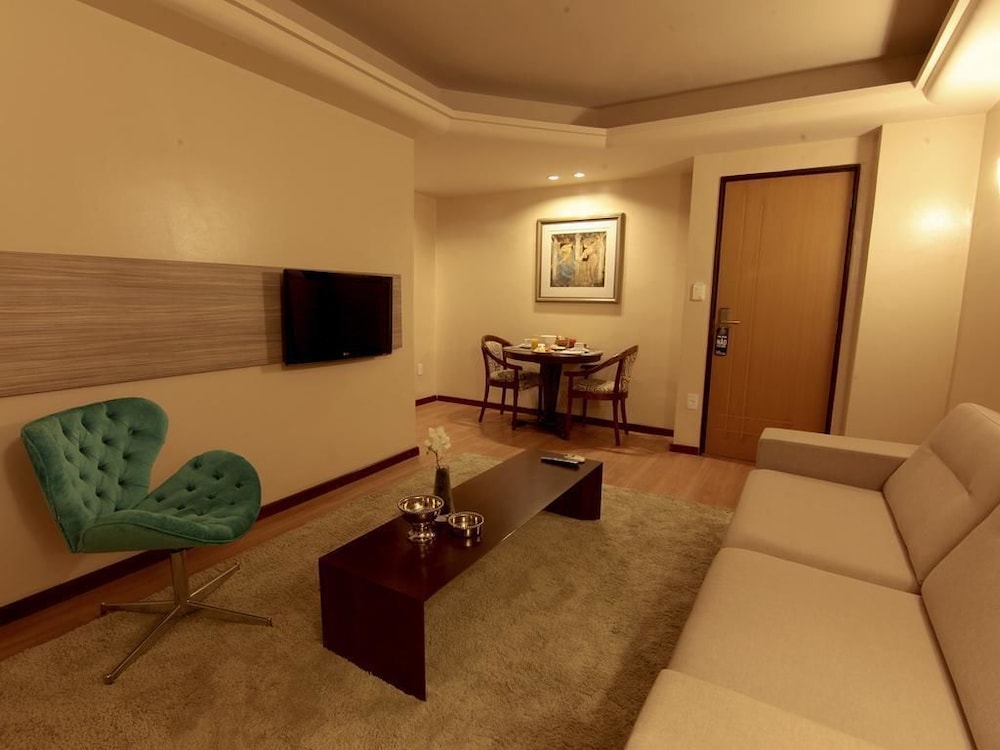 Hotel Serrano 32/54