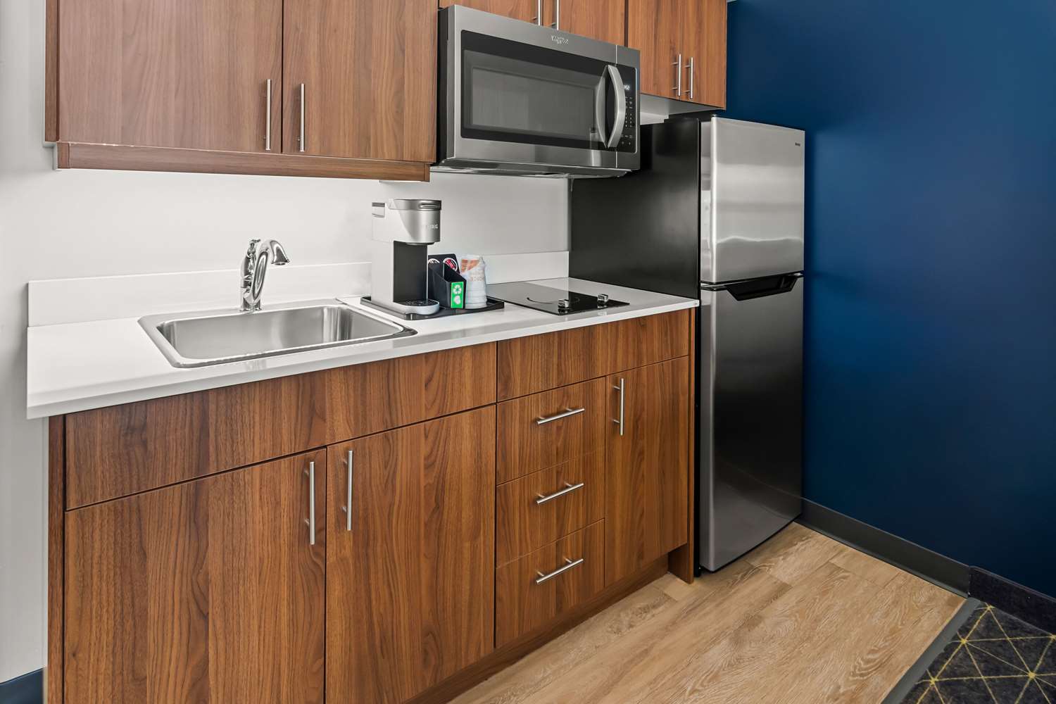 Park Inn by Radisson, Kelowna 34/40