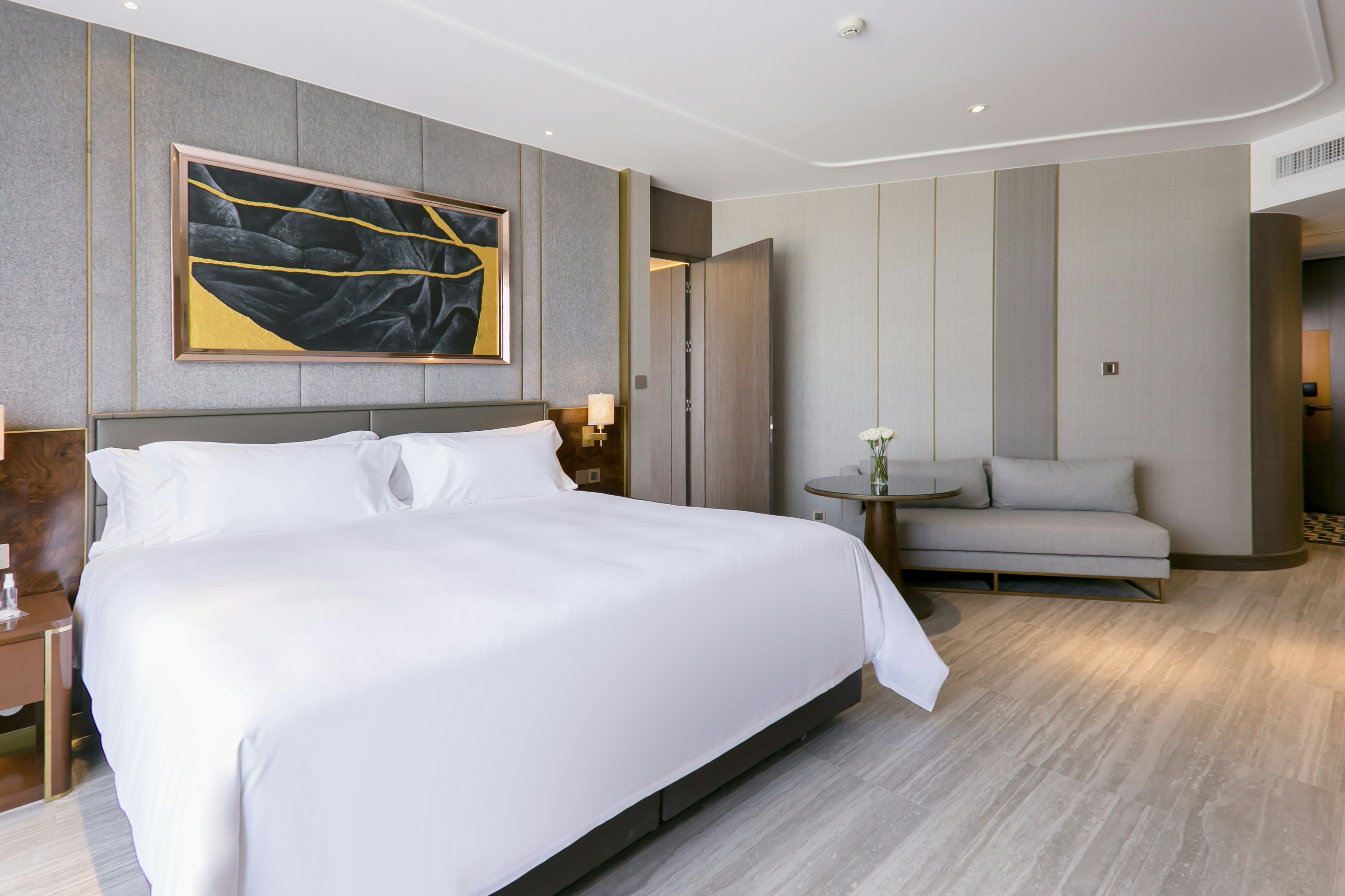 Centara Grand and Bangkok Convention Centre at CentralWorld 16/50