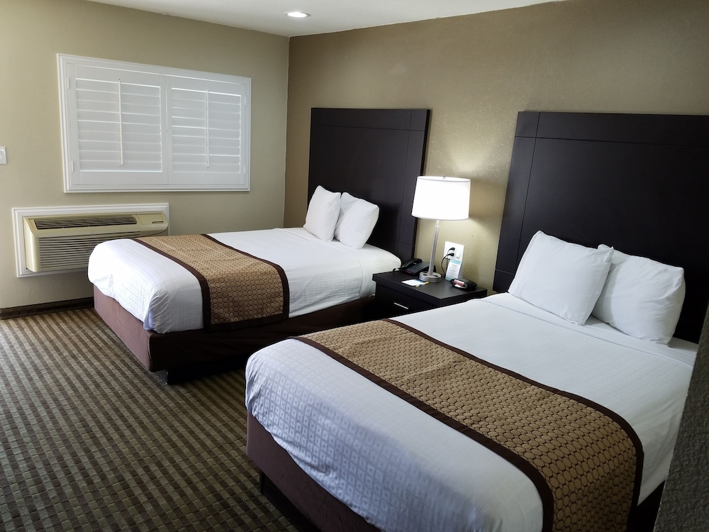 Days Inn By Wyndham El Centro 24/38