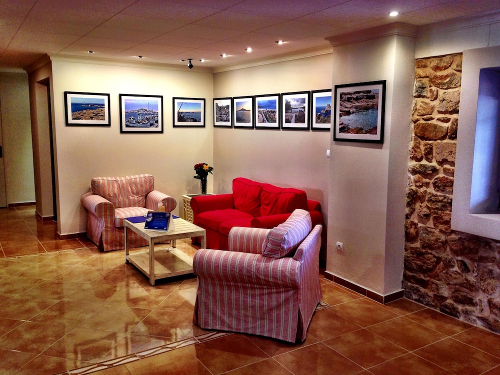 Hostal Mar Y Huerta 36/60