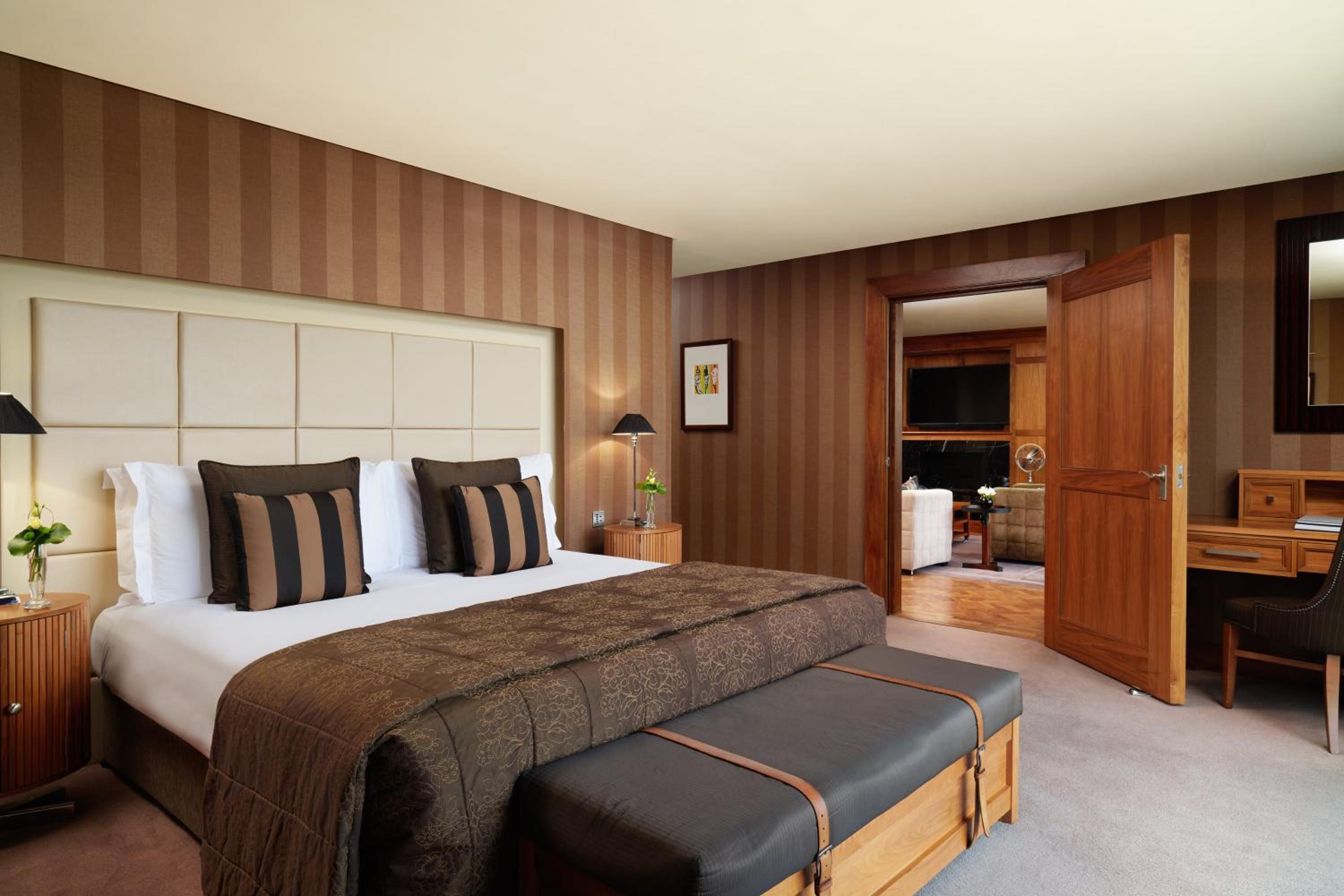 Penthouse Suite, Queen Bed