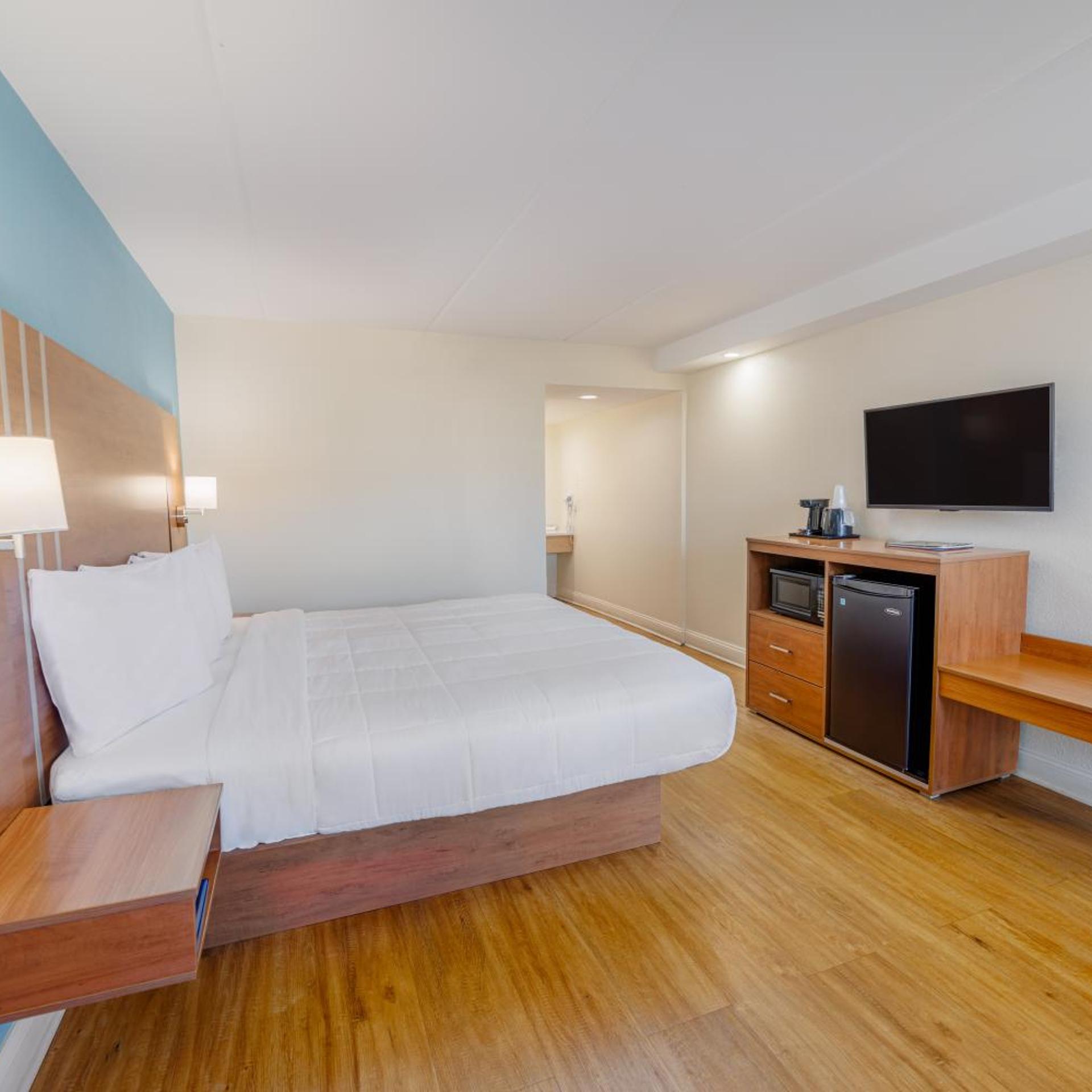 Dunes Inn and Suites 5/29